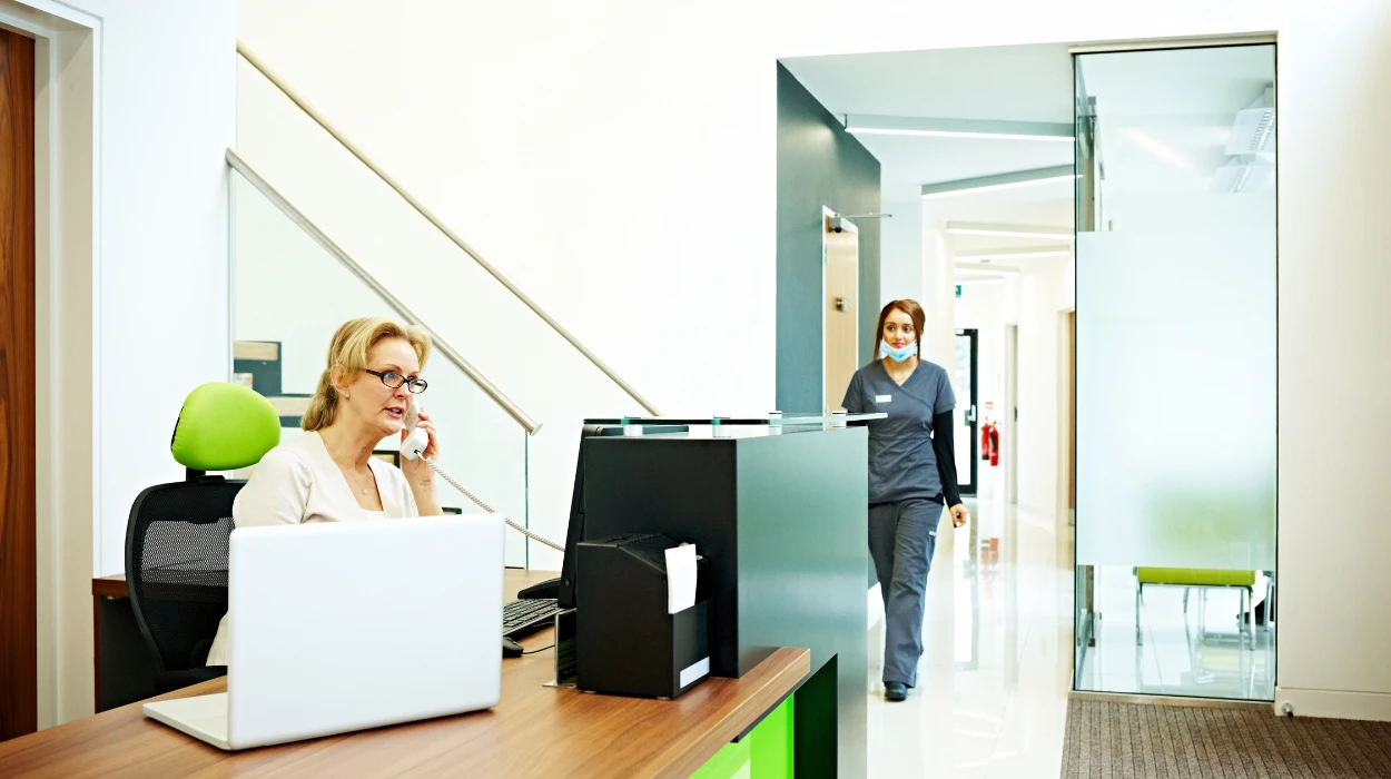 How Clinics Convert Educated Patients Into Scheduled Appointments Using Conversion Ads