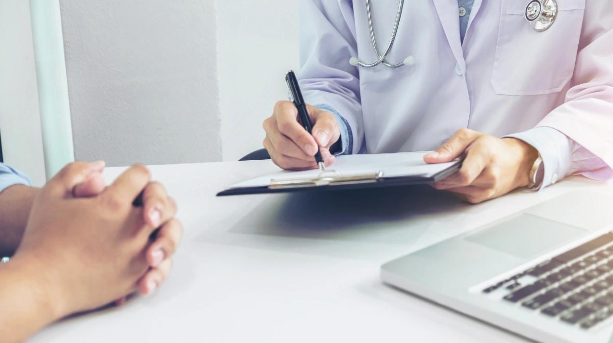 How Clinics Guide Patients Using Mid-Funnel Healthcare Advertising