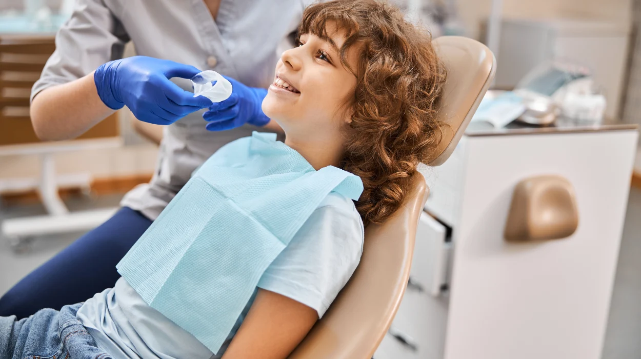 How Dental Clinics Turn Treatment Interest Into Paid Procedures Using Retargeting Ads