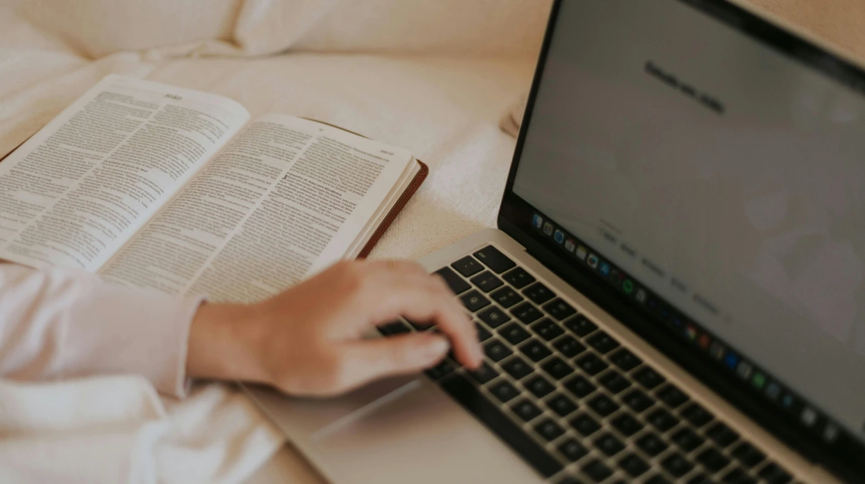 How Developers Increase Booking Intent Using Mid-Funnel Banner Ads