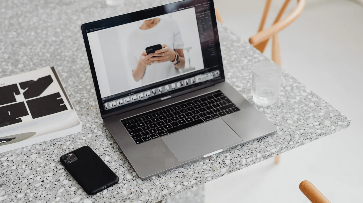 How E-commerce Brands Drive Product Page Traffic with Banner Ads
