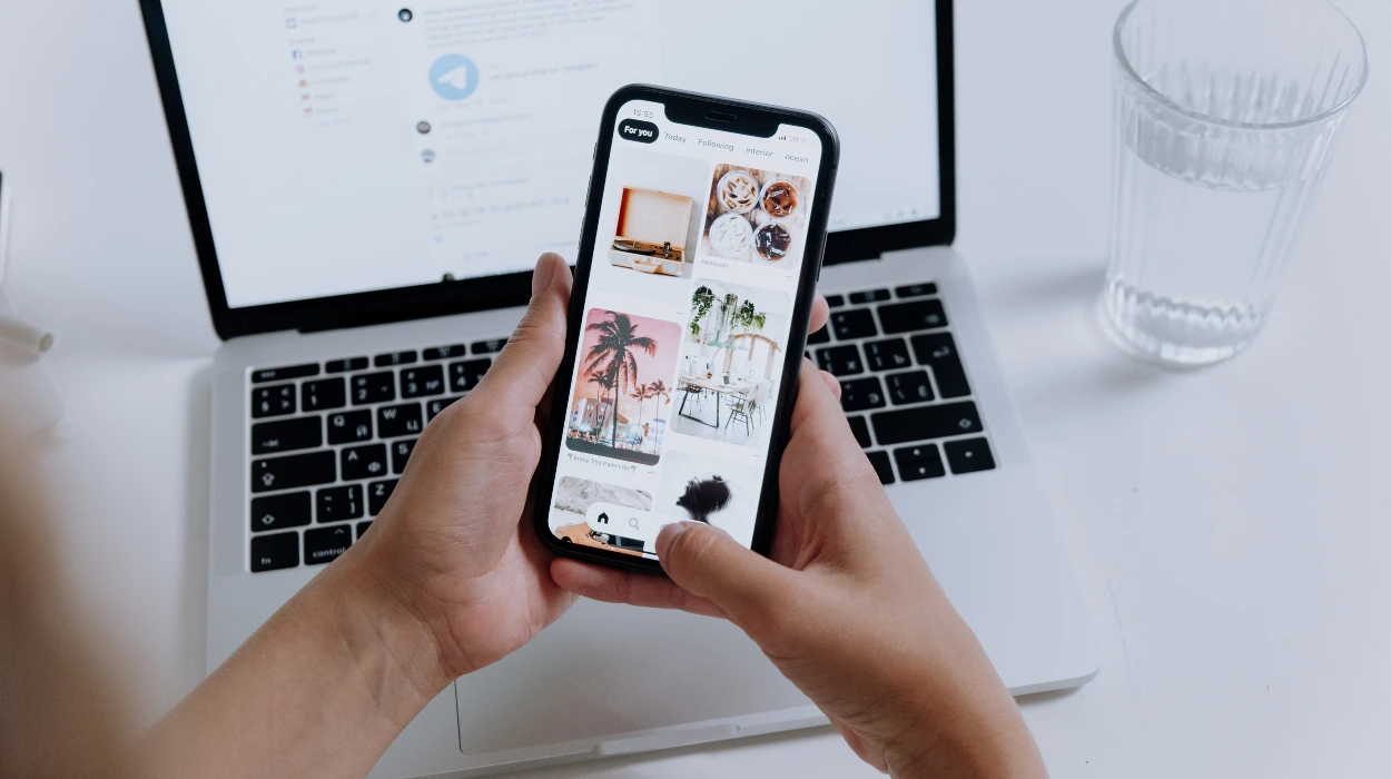 How Online Stores Maximize Checkout Completion Using Conversion-Focused Banner Retargeting Ads