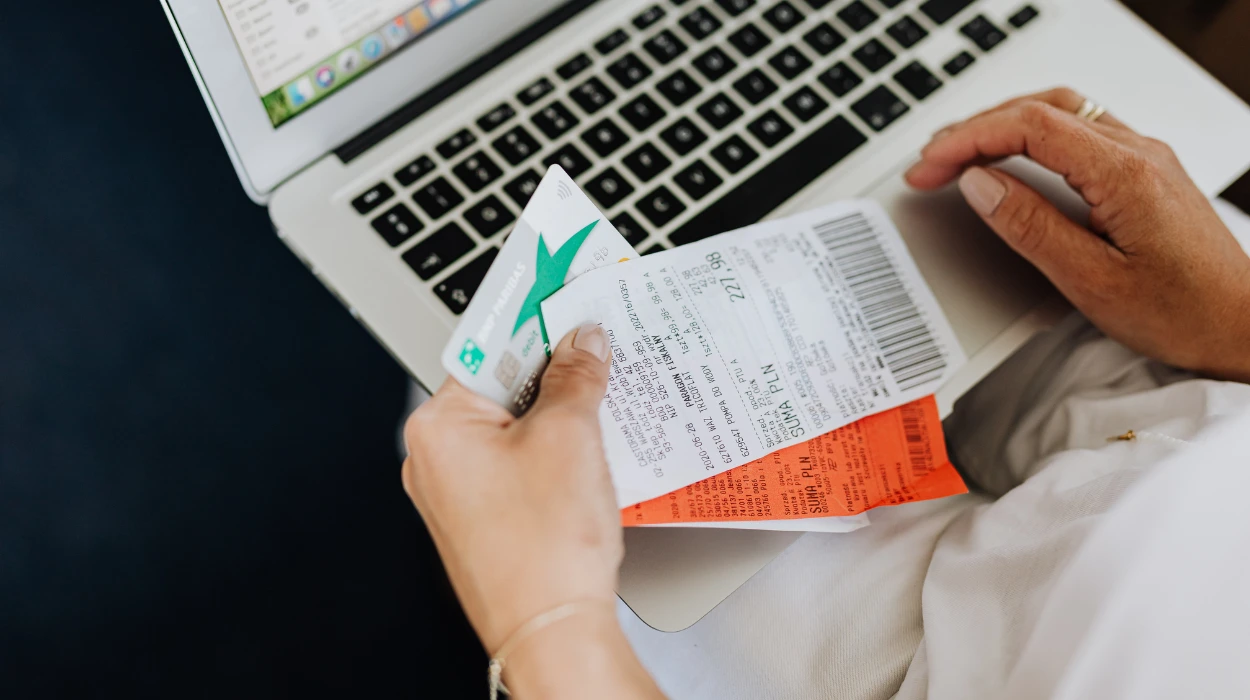 Airline Fare Ads That Convert Searchers Into Ticket Purchases