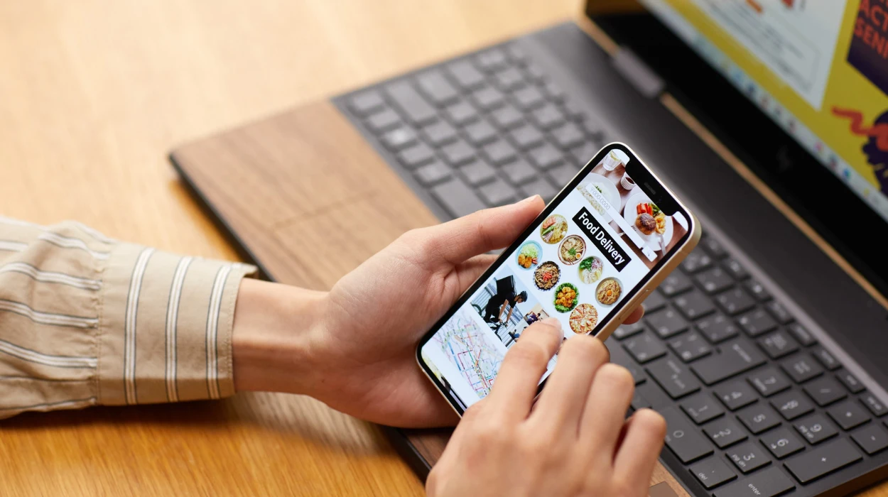 How Food Delivery Apps Boost Orders Using Banner Ads