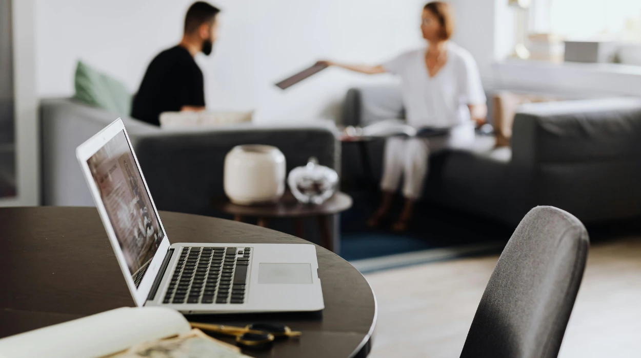 How Time Intelligence Media Group Reports Coverage to UK Clients
