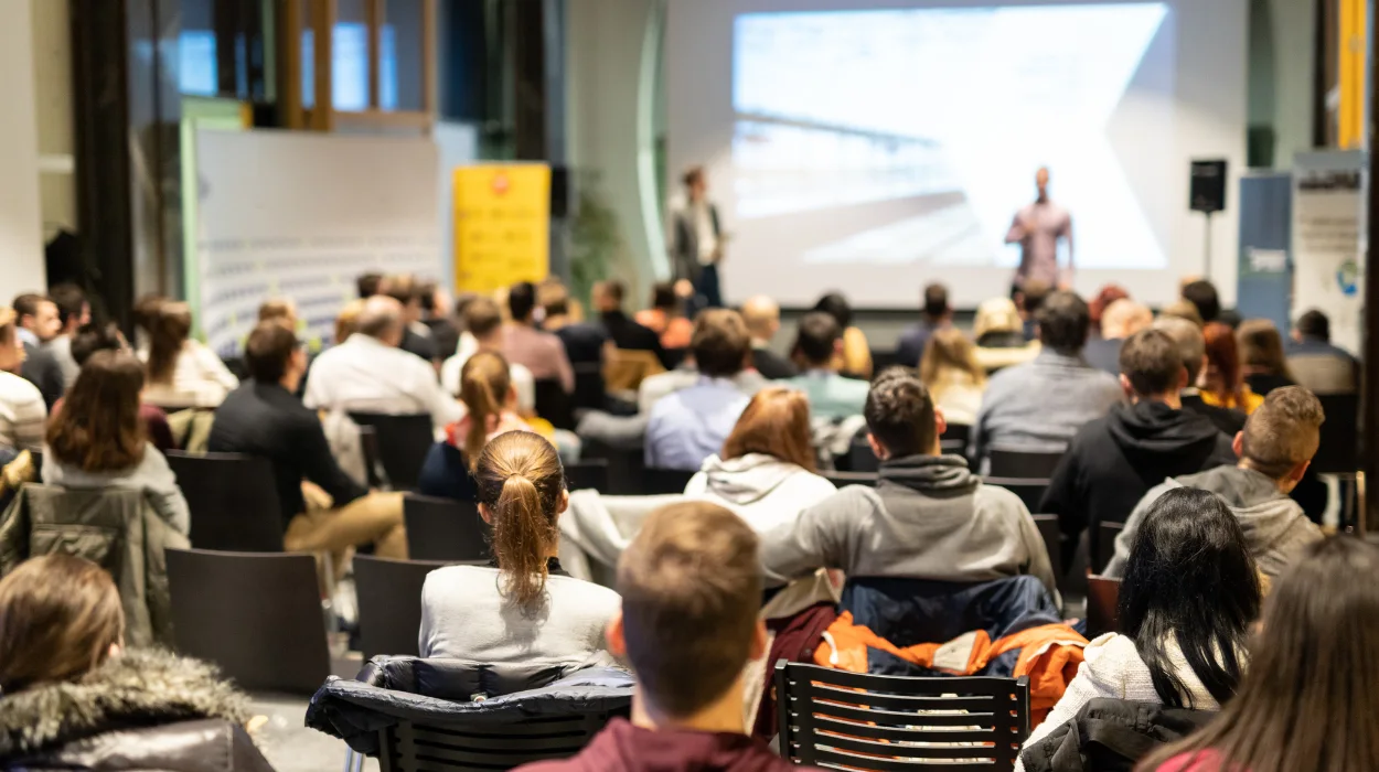 How to Pitch an Event Story to a UK News Editor Without Getting Ignored