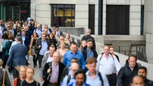 How to Use Third-Party Research to Build Authority in a Crowded UK Niche