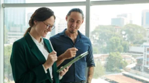 What to Look for in a PR Service That Times UK Releases for Maximum Pickup