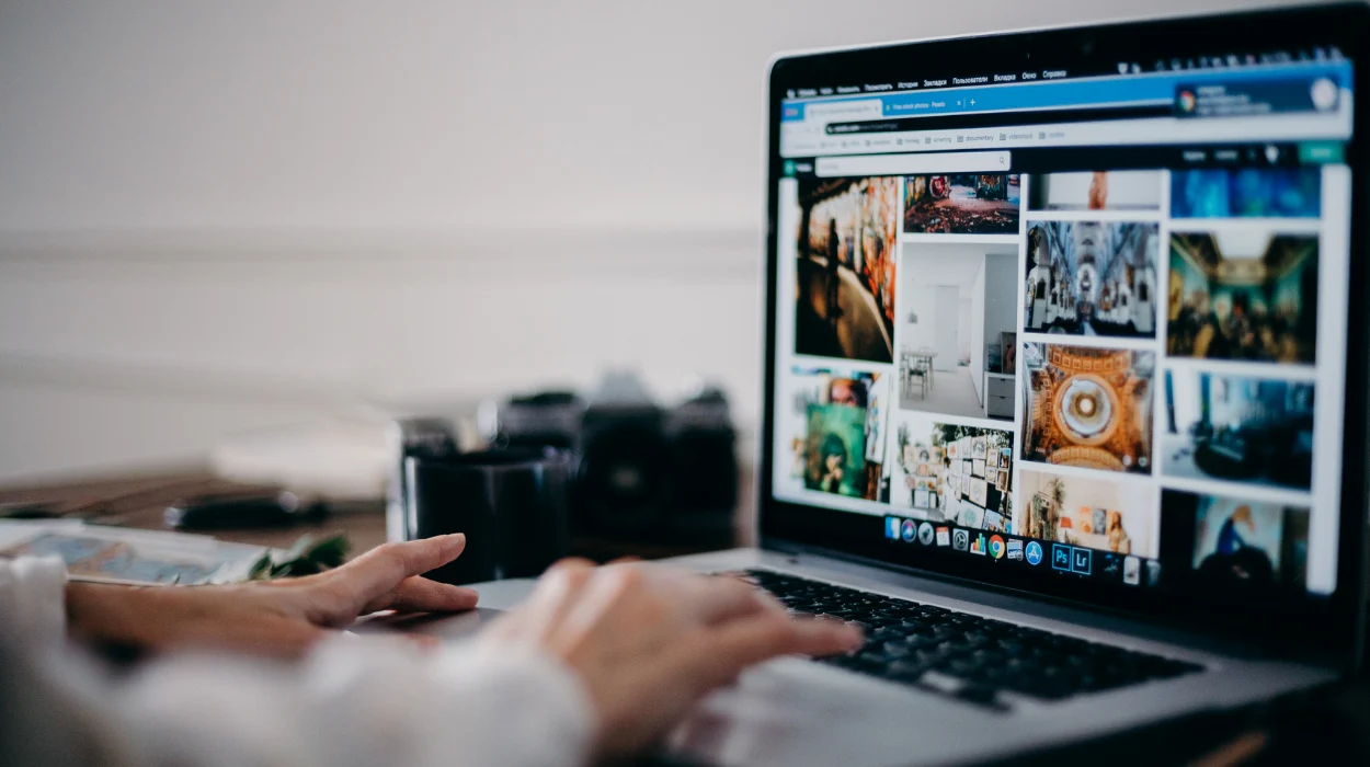 Sponsored Content vs Display Ads: What Converts Better?
